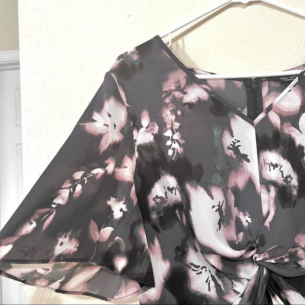 VERA WANG Chiffon pleasant Midi Dress Size L Twist front Asymmetrical Hem Floral - Picture 4 of 10